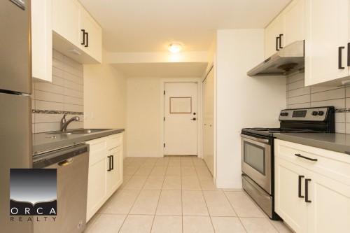 2565 Westhill Way, West Vancouver, BC 