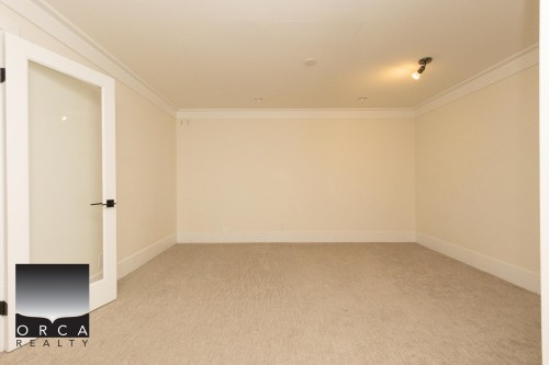 2565 Westhill Way, West Vancouver, BC 