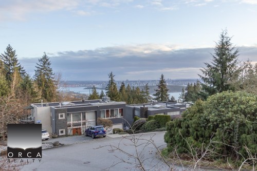 2565 Westhill Way, West Vancouver, BC 