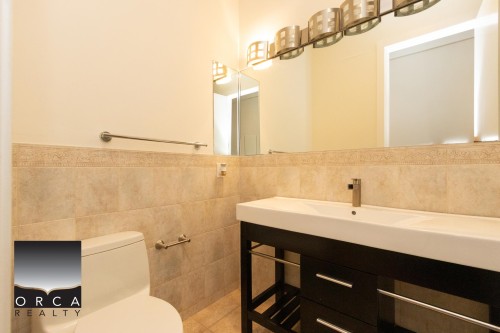 2565 Westhill Way, West Vancouver, BC 