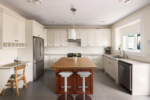 4804 Elgin Street, Vancouver, BC 