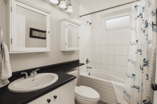 4804 Elgin Street, Vancouver, BC 