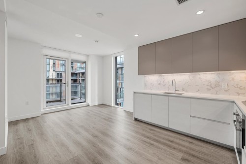 409-8138 Fraser Street, Vancouver, BC 