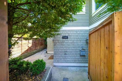 2388 Macdonald Street, Vancouver, BC 