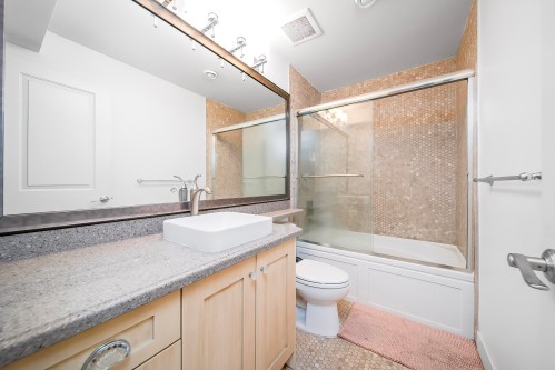 2388 Macdonald Street, Vancouver, BC 