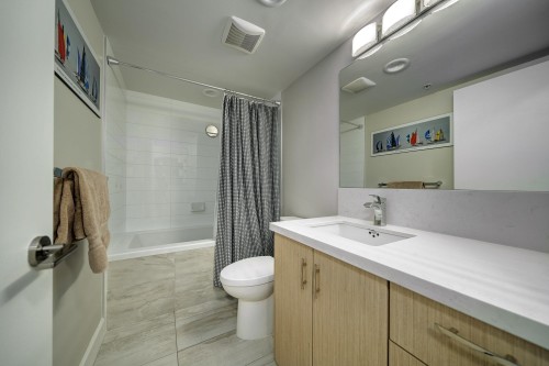 2504-1088 Quebec Street, Vancouver, BC 