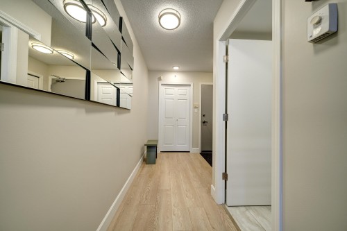 2504-1088 Quebec Street, Vancouver, BC 