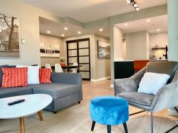 701-183 Keefer Place  Vancouver, BC V6B 6B9