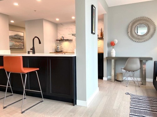 701-183 Keefer Place, Vancouver, BC 