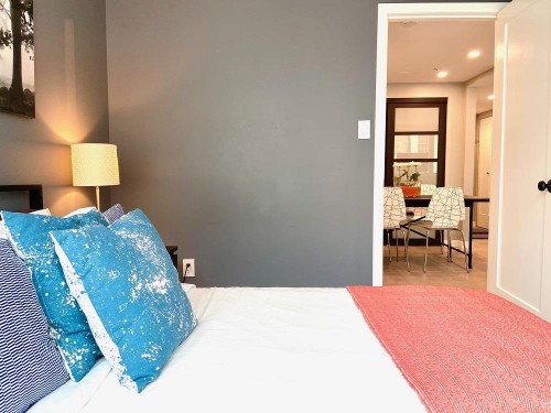 701-183 Keefer Place, Vancouver, BC 