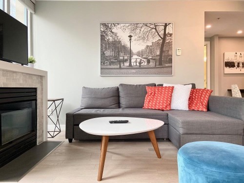 701-183 Keefer Place, Vancouver, BC 