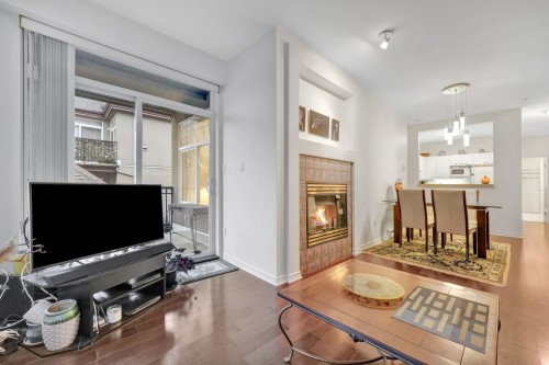 208-588 Twelfth Street, New Westminster, BC 