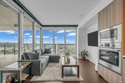 3xxx-4880 Lougheed Highway  Burnaby, BC V5H 0K2