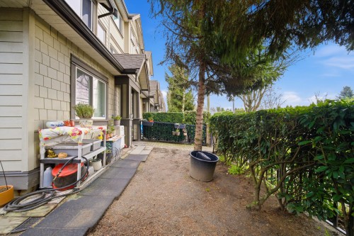 11-10999 Steveston Highway, Richmond, BC 