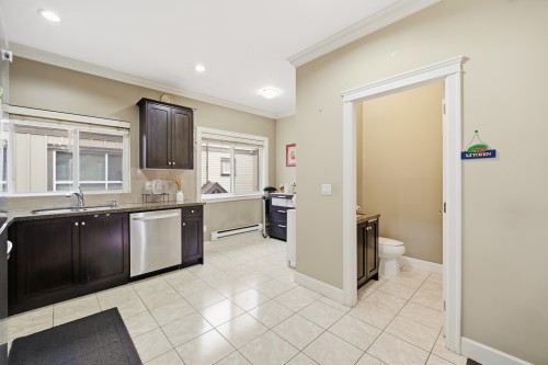 11-10999 Steveston Highway, Richmond, BC 