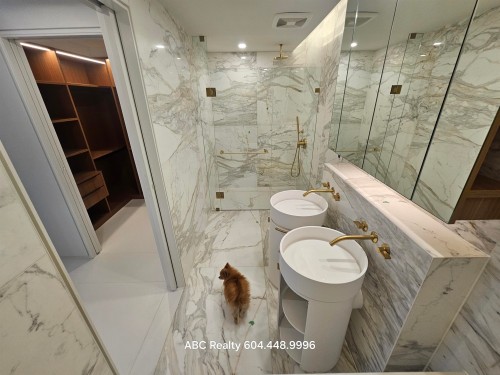 47Fl-1033 Nelson Street, Vancouver, BC 