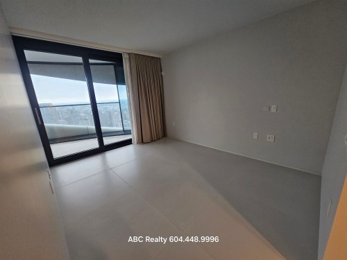 47Fl-1033 Nelson Street, Vancouver, BC 