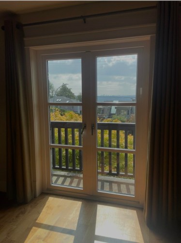 7589 Curtis Street, Burnaby, BC 