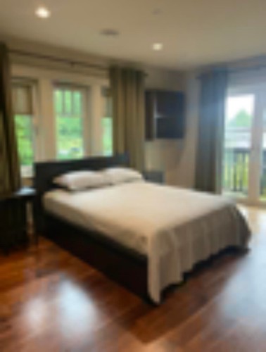 7589 Curtis Street, Burnaby, BC 