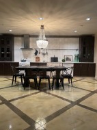 Suite-7589 Curtis Street  Burnaby, BC V5A 4W7