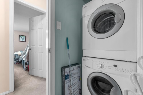 401-7011 Blundell Road, Richmond, BC 