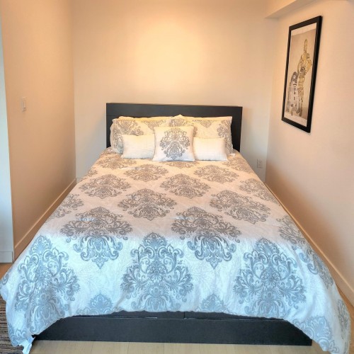 928 Richards Street, Vancouver, BC 