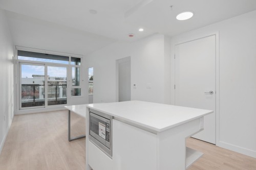 40X-1981 Macdonald Street, Vancouver, BC 