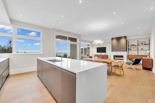 2821 Chippendale Road, Vancouver, BC 