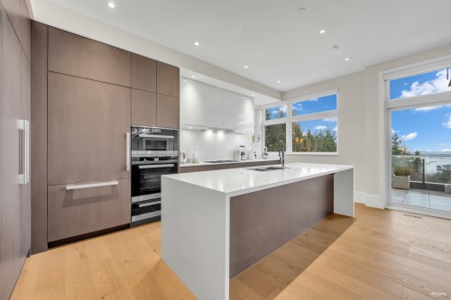 2821 Chippendale Road, Vancouver, BC 