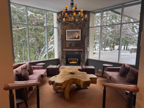 420 W49-4910 Spearhead Place, Whistler, BC 