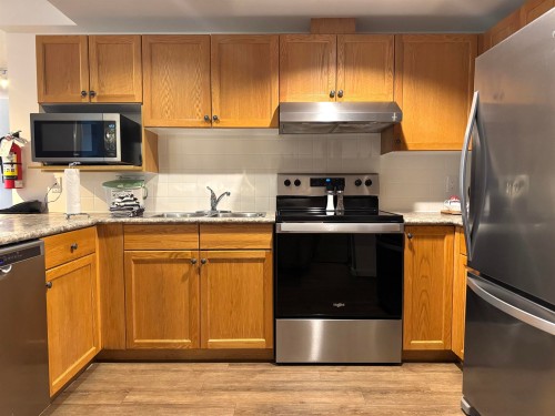 420 W49-4910 Spearhead Place, Whistler, BC 