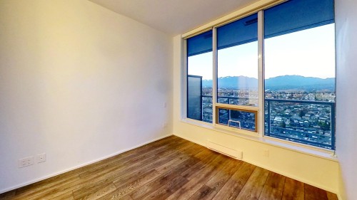 33Xx-1955 Alpha Way, Burnaby, BC 