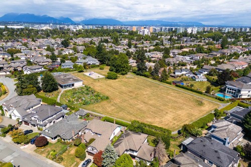 6131 Blundell Road, Richmond, BC 