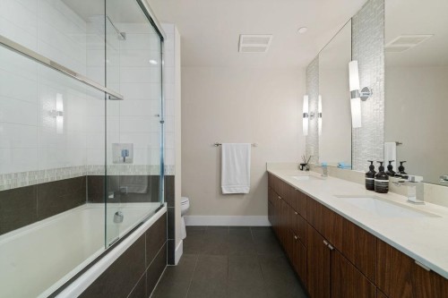 1501-159 2Nd Street W, Vancouver, BC 