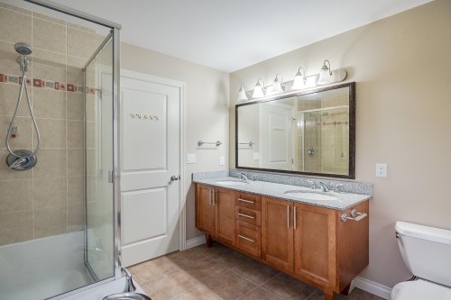 10-7060 Bridge Street, Richmond, BC 