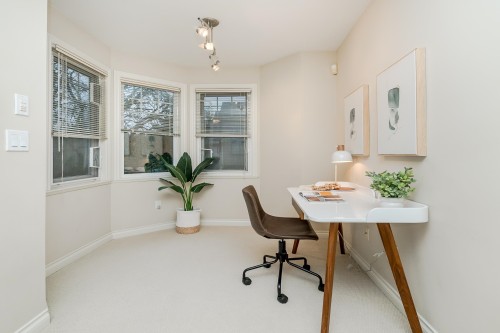 10-7060 Bridge Street, Richmond, BC 