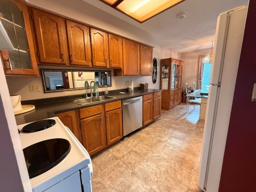 214-11510 225 Street, Maple Ridge, BC 