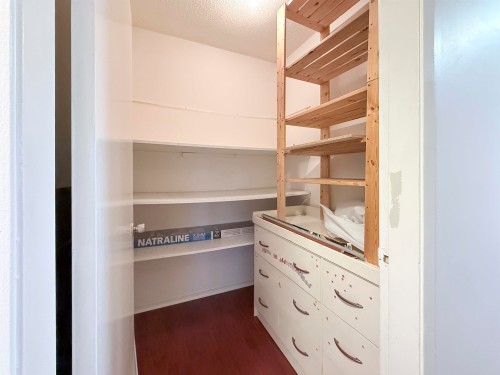 302-8020 Ryan Road, Richmond, BC 