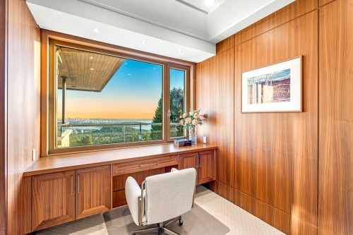 1036 Eyremount Drive, West Vancouver, BC 