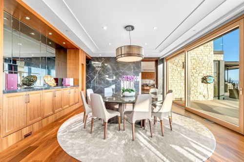 1036 Eyremount Drive, West Vancouver, BC 