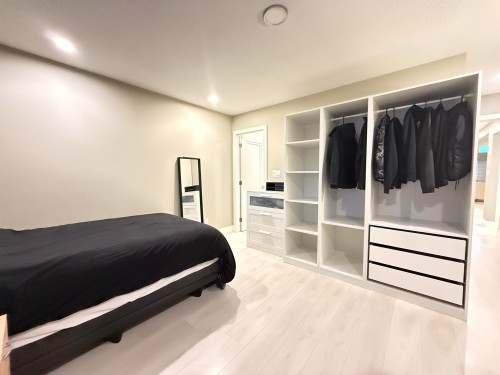 2624 Kitchener Street, Vancouver, BC 