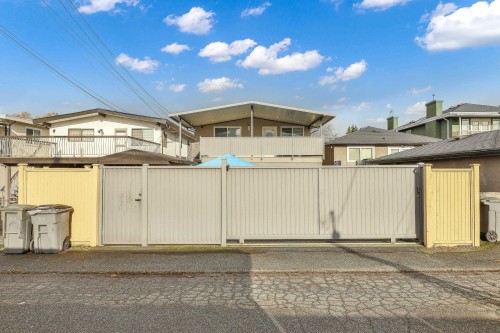 2624 Kitchener Street, Vancouver, BC 