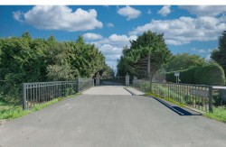 12900 Gilbert Road  Richmond, BC V7E 2H6