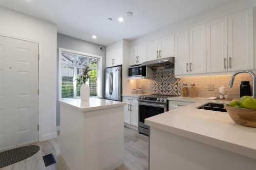 2880 Kent Avenue South E, Vancouver, BC 