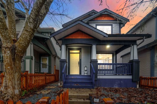 10256 243a Street  Maple Ridge, BC V2W 1Y3