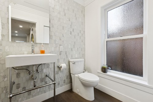 612 Brantford Street, New Westminster, BC 