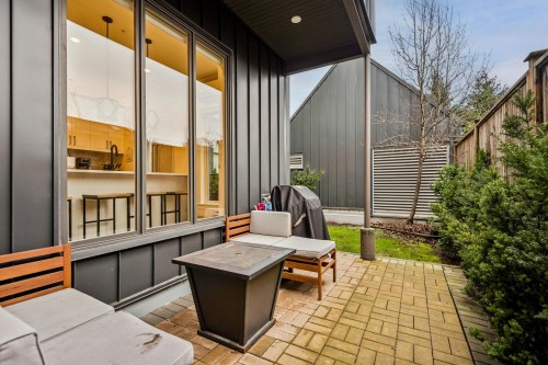 612 Brantford Street, New Westminster, BC 