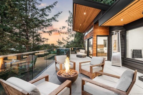 6224 St Georges Place, West Vancouver, BC 