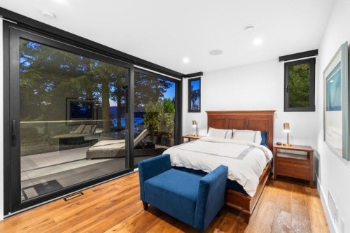 6224 St Georges Place, West Vancouver, BC 