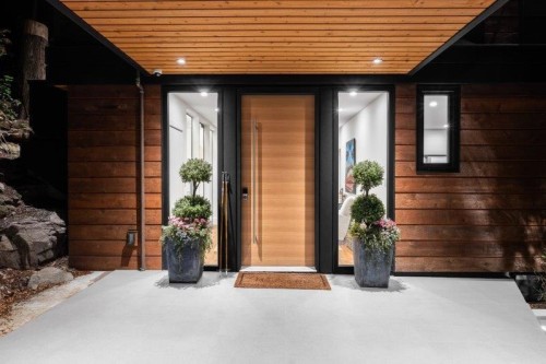 6224 St Georges Place, West Vancouver, BC 